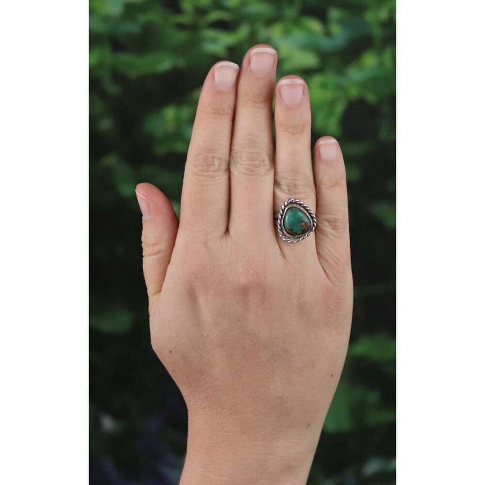 Sterling Silver Green Turquoise Ring Size 6 - Picture 2 of 6